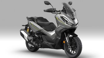 Honda ADV350 Gets A New Touch Of Color, Looks More Characteristic