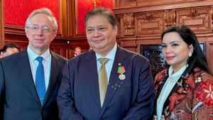 获得来自俄罗斯的Airlangga荣誉奖章,被称为在全球政治动态中重要印度尼西亚