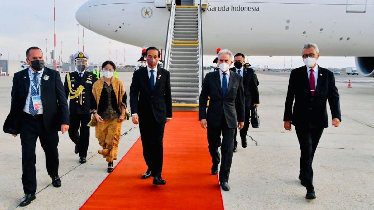 توقع كثافة مطار نجوراه راي في بالي ، وقوف طائرة قمة G20 إلى ماكاسار
