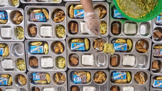 Accélérer la validation des données sur les repas nutritifs gratuits, BGN est invité à ouvrir un centre de crise et un tableau de bord public