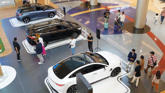 Kenalkan Produk, BYD Gelar Pameran Mall to Mall di Makassar