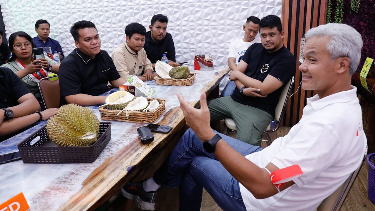 Bareng Bobby Nasution di Medan, Ganjar Bertemu Mahasiswa Diskusi Energi Baru Terbarukan