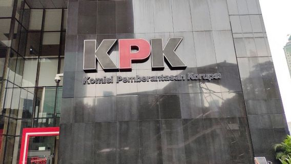 KPK Periksa Eks Bupati Cirebon Terkait Dugaan Suap PLTU di Lapas Sukamiskin