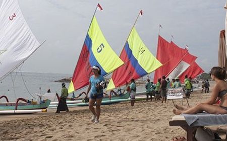 Viral Video Perempuan Diusir Satpam di Pantai Sanur, Dispar Tegaskan Tak Ada Private Beach