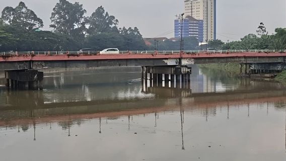 Après la pollution, le fleuve Cisadane est assuré de se rétablir et d'être utilisé en toute sécurité par les habitants