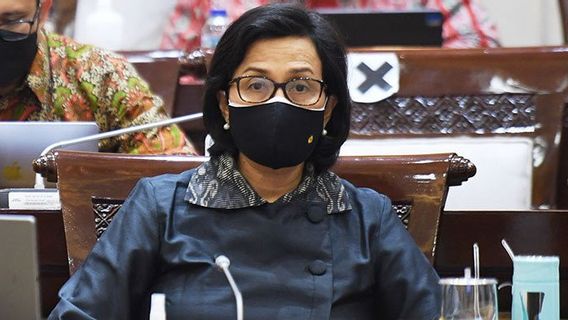 Jokowi Attend Sri Mulyani à Propos De La Signature De La Réglementation Gouvernementale Pour La Détention D’Ultra Micro