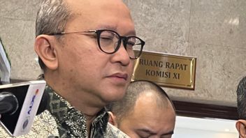 ダナンタラの上司は、SOEのコミッショナーがもはや待機していないことを確認します