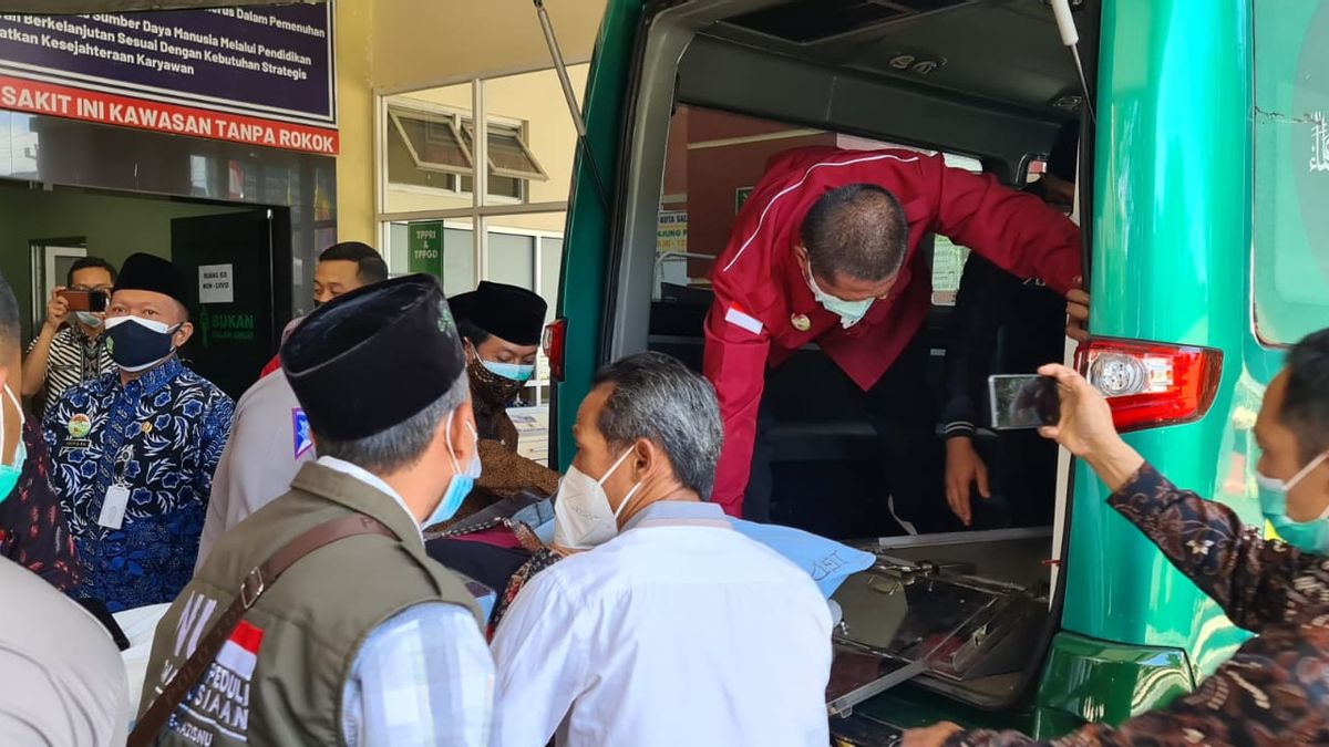 Hasil Rontgen Ketua MUI Miftachul Akhyar Normal Sedikit <i>Njarem</i>, Sudah Diizinkan ke Surabaya