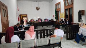 Wali Kota Bekasi Nonaktif Rahmat Effendi Didakwa Terima Uang Suap Rp10,4 Miliar
