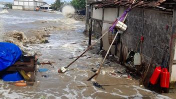  ジャワの洪水ロブ北海岸、BPBDパティは警戒する住民に促す