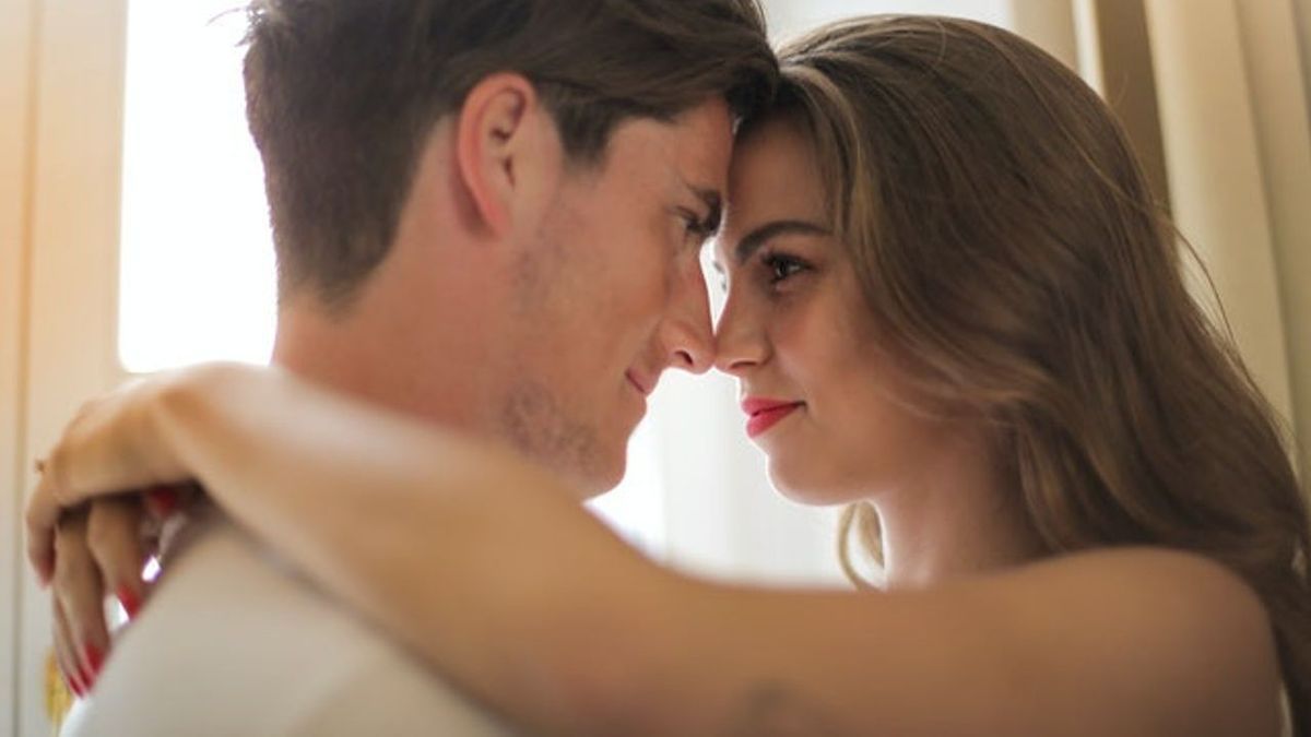 4 Hal yang Sangat Diinginkan Wanita saat Hubungan Seksual dengan Pasangan