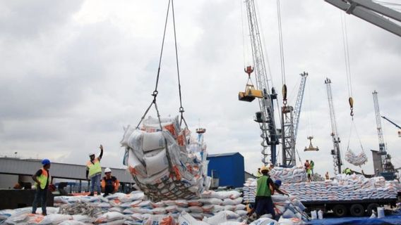 Pelindo Multi Terminal: Optimal Logistics Distribution During Ramadan