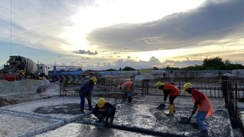 Brantas Abipraya Deploys 2,500 Workers, Accelerates the Construction of People's Schools Outside Java