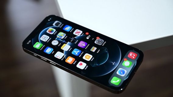 Fitur Baru Always On-Display Bakal Hadir di Layar Seri iPhone 2021