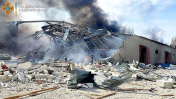 صاروخ كروز روسي يضرب مستوطنة مدنية ويقتل أربعة بينهم طفل