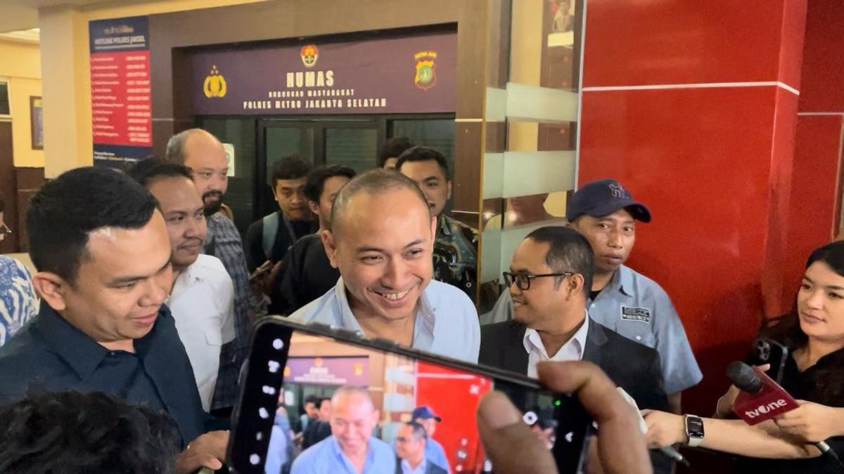 Tiko Aryawardhana's Smile After Being Examined For 10 Hours Related To The Alleged Embezzlement Of Funds Of IDR 6.9 Billion