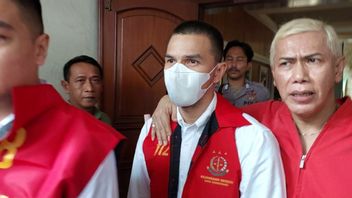 司机和ART在Jonathan Frizzy Compak Judge'Erna's name as the Orderer的证词