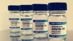 Awas Hoaks! Gereja Disebut Haramkan Vaksin COVID-19 Ketika Dihalalkan MUI