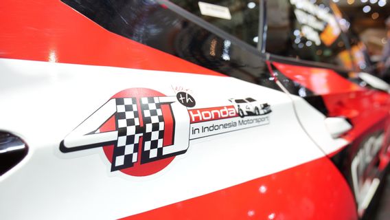Celebrate 40 Years Of Existence In World Racing, Honda Presents Special Livery For Civic Type R At IIMS