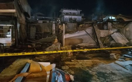 Kebakaran di Manado Hanguskan Lima Rumah