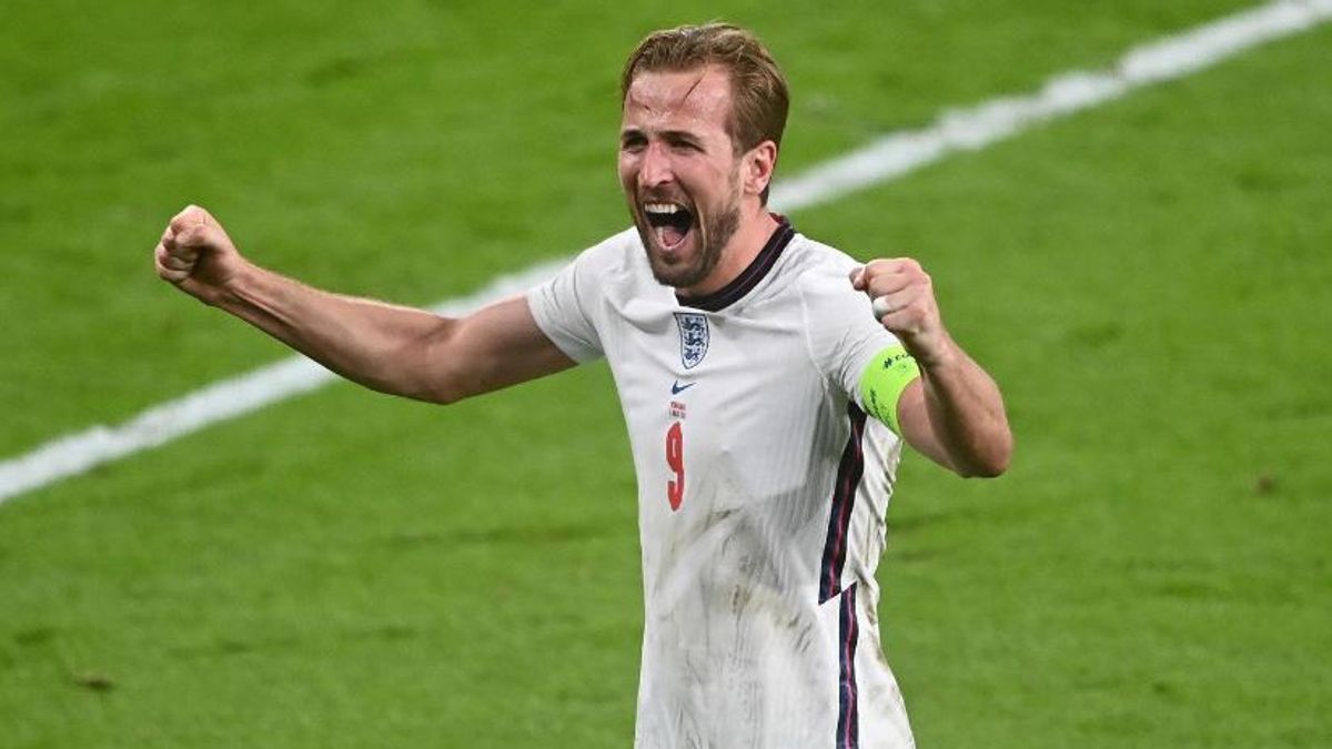 England Lost To Hungary 0-1, Harry Kane Still Far From Wayne Rooney's Goal Record