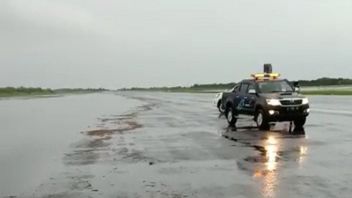 塞马朗机场因洪水暂时关闭