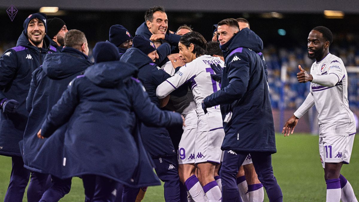 Fiorentina <i>Ngamuk</i>, Gebuk Napoli 5-2 di 16 Besar Coppa Italia