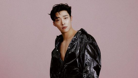 Success With Bloodhounds, Woo Do Hwan Joins Joo Ji Hoon's Agency