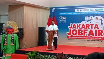 Rano Karno promet d'ouvrir 500 000 emplois pour le titre de Job Fair