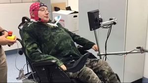 Universitas Texas Ciptakan Kursi Roda  yang Bisa Digerakkan  dengan Sinyal Otak