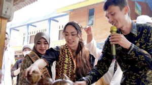 Visitez les descendants de Radin Inten II, Zita Anjani encourage le développement du village touristique impliquant une famille de héros