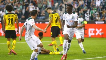 Losing One Player, Dortmund Must Admit Defeat To Moenchengladbach