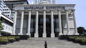 MK Spokesperson Affirms Constitutional Court Decision Is Immediately Applicable To Firli Bahuri Et Al