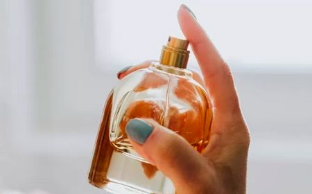 Kenapa Parfum yang Sama Bisa Punya Aroma Berbeda di Kulit Setiap Orang?