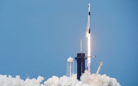 Kapsul Crew Dragon Roket NASA-SpaceX Berhasil Didaratkan di Luar Angkasa, Lebih Cepat 15 Menit dari Jadwal