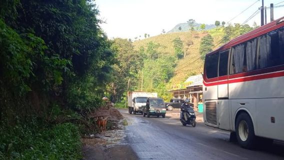 Garut-Bandung Route That Returns To Normal After Being Closed By A Landslide