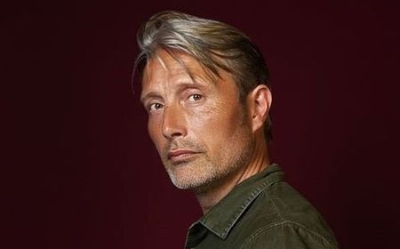 Mads Mikkelsen Resmi Gantikan Johnny Depp di Fantastic Beasts 3