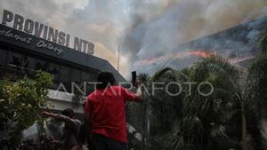 Gedung DPRD NTB Dibakar Massa, Kursi hingga Dokumen Resmi Dijarah dalam Aksi Ricuh
