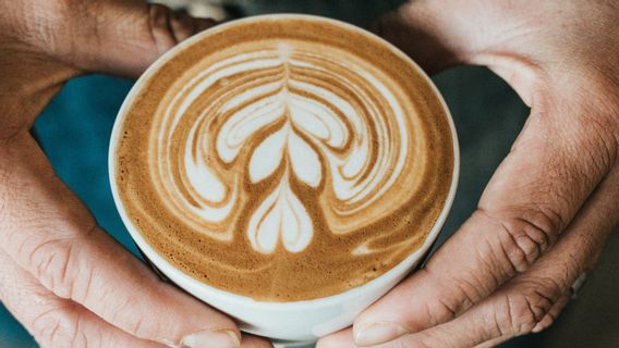 Boire du café avant de faire de l’exercice, est-ce sûr pour la santé?