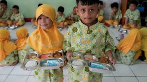 Impor Food Tray untuk Program MBG Tak Mencerminkan Semangat Gerakkan Ekonomi Lokal