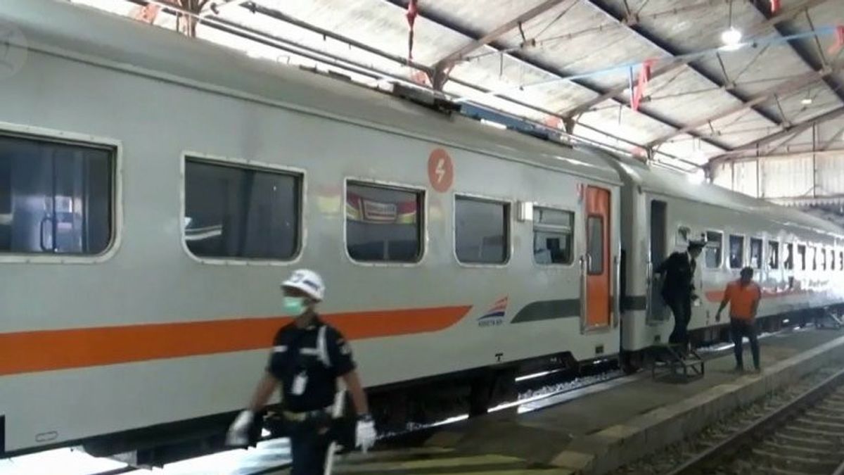 3 personnes sont mortes lors d’une collision avec un train turangga avec une ligne de commutère à Bandung