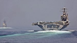    Trump Ancam Tingkatkan Serangan ke Iran Jika Selat Hormuz Diblokade
