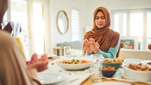 Rahasia Tetap Fit di Usia 30-an Selama Puasa, dari Tidur Siang hingga Aerobik