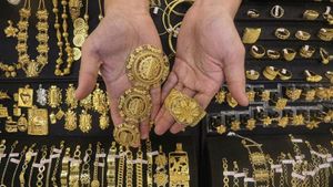 Emas Paling Konsisten jadi Penyumbang Inflasi Sepanjang 2025