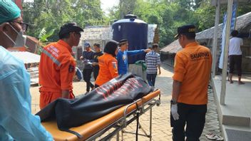 アニェールビーチの悲劇：19歳の学生が海流に流され、死亡しているのが発見される