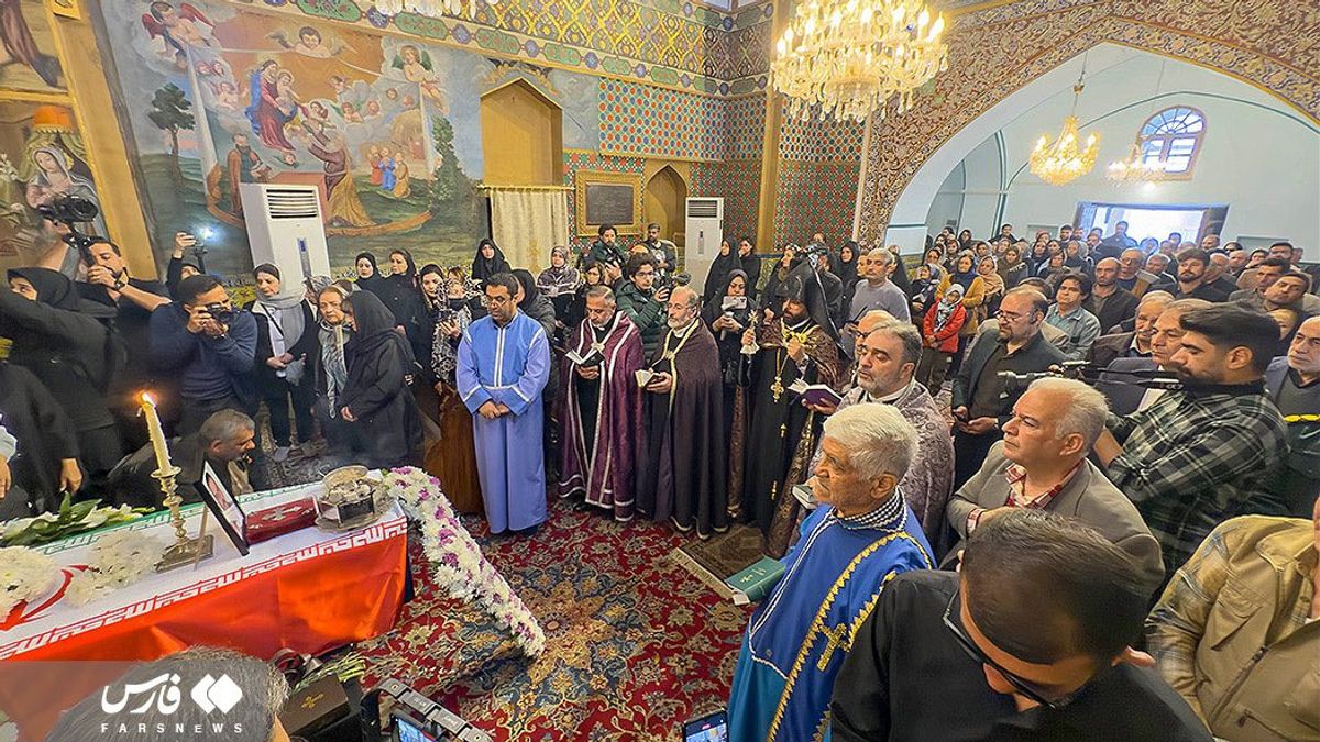 البرلمان الإيراني يصلي من أجل مواطنيه المسيحيين الذين قتلوا في تفجير أمريكي إسرائيلي: "نأمل أن يكون السلام في حضن يسوع"