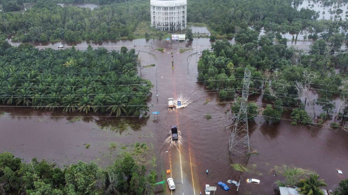 La Malaisie Connaît L’une Des Pires Inondations : 14 Morts, 51 000 Habitants évacués