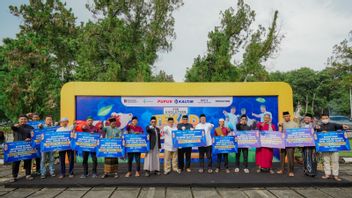 Pupuk Kaltim Salurkan Animals Kurban, Encourage Local Economy Through The CSR Program