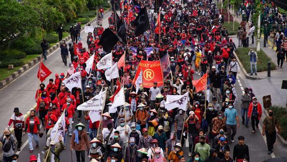 Selain Tolak UU Cipta Kerja, Buruh juga Tuntut Kenaikan Upah 8 Persen