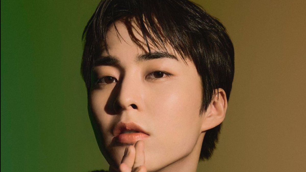 EXO's Xiumin Becomes Presenter And Mentor Of MAKE MATE 1 Competition
